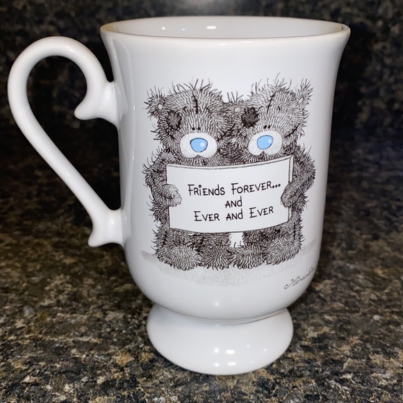 PAPEL GIFTWARE Accents & collectibles “Friends Forever and Ever and Ever” mug - Picture 4 of 7